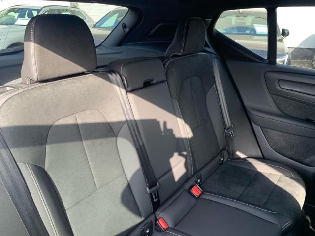 Volvo EX40 – Bild 20
