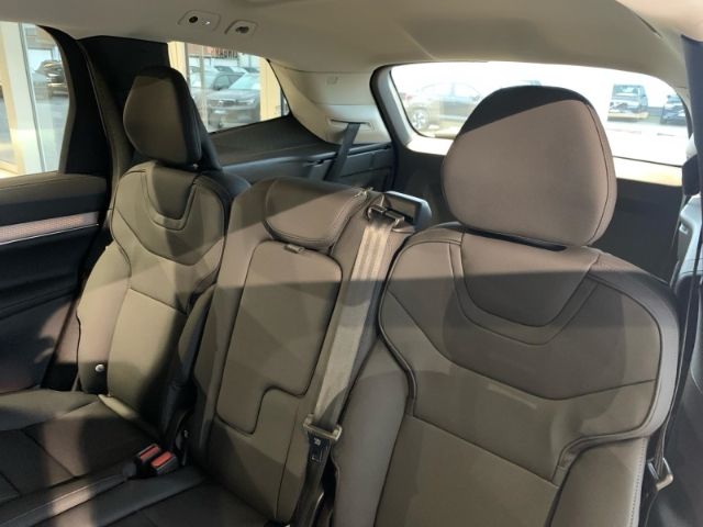 Volvo EX90 – Bild 16