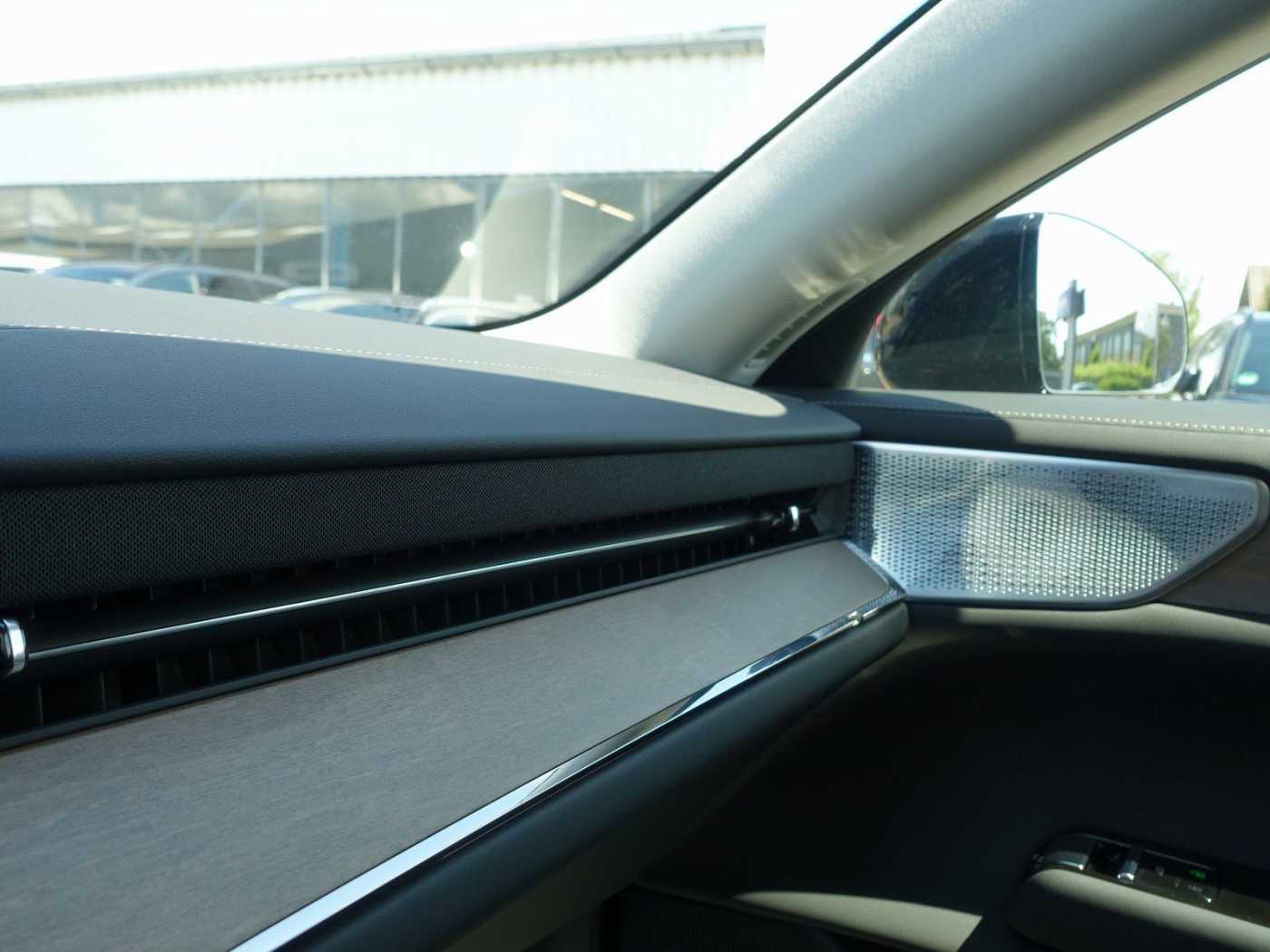 Volvo ES90 – Bild 23