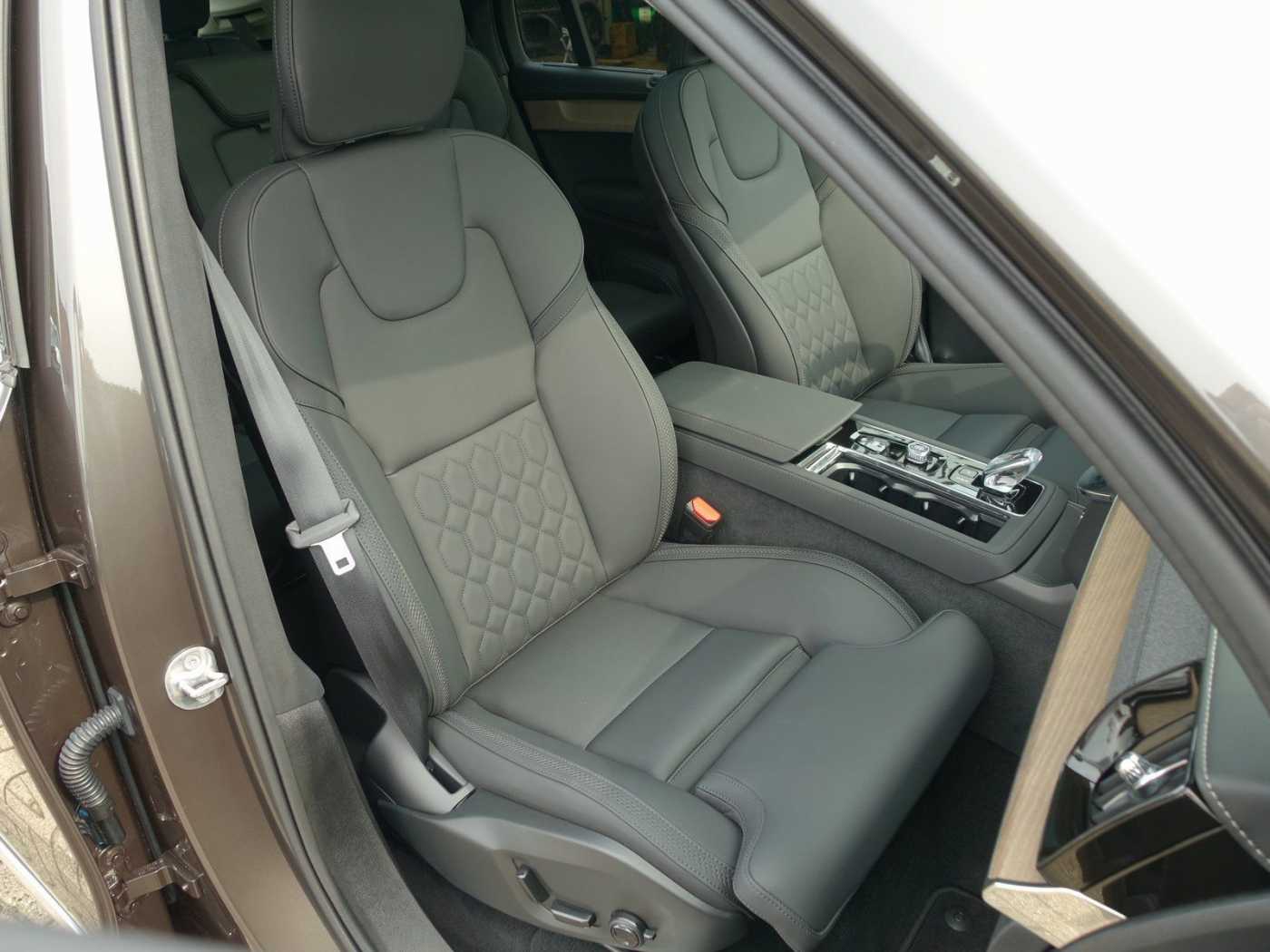 Volvo XC90 – Bild 8