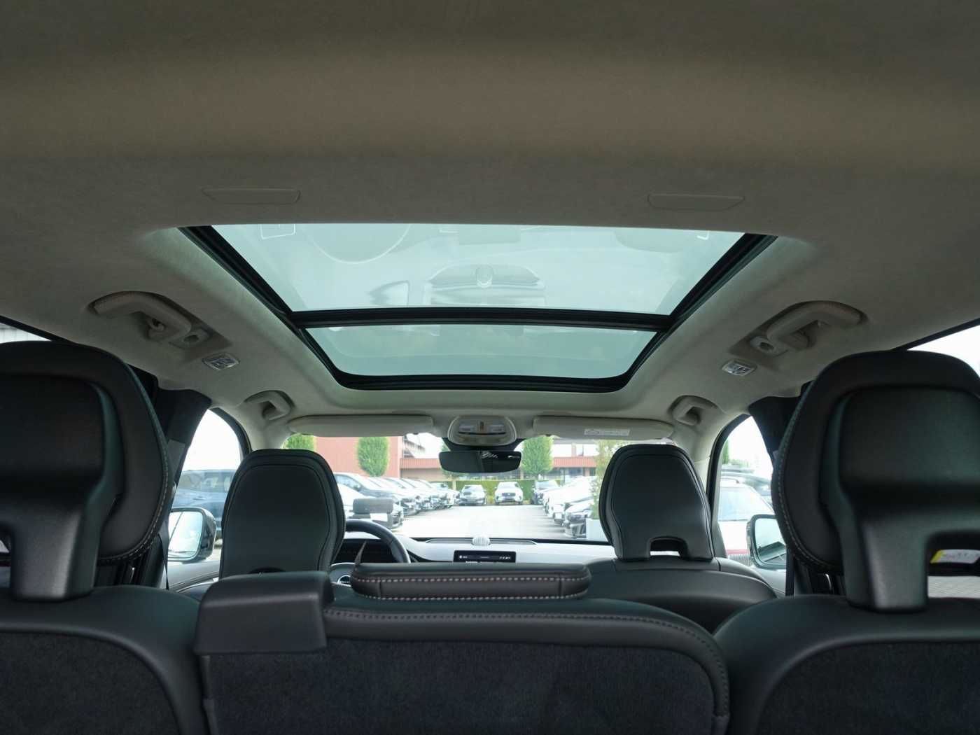 Volvo XC90 – Bild 20