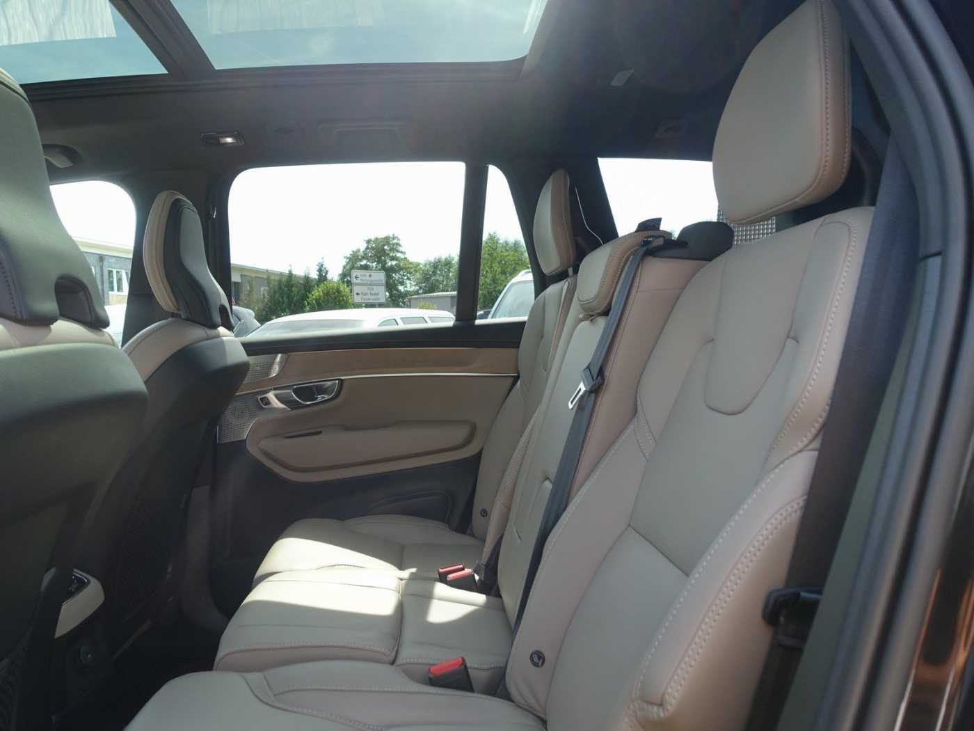 Volvo XC90 – Bild 9