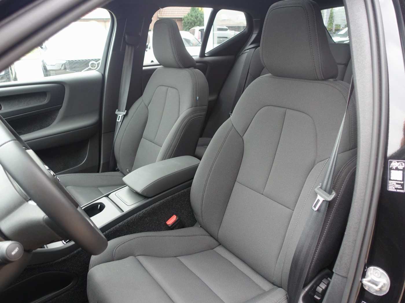 Volvo EX40 – Bild 11