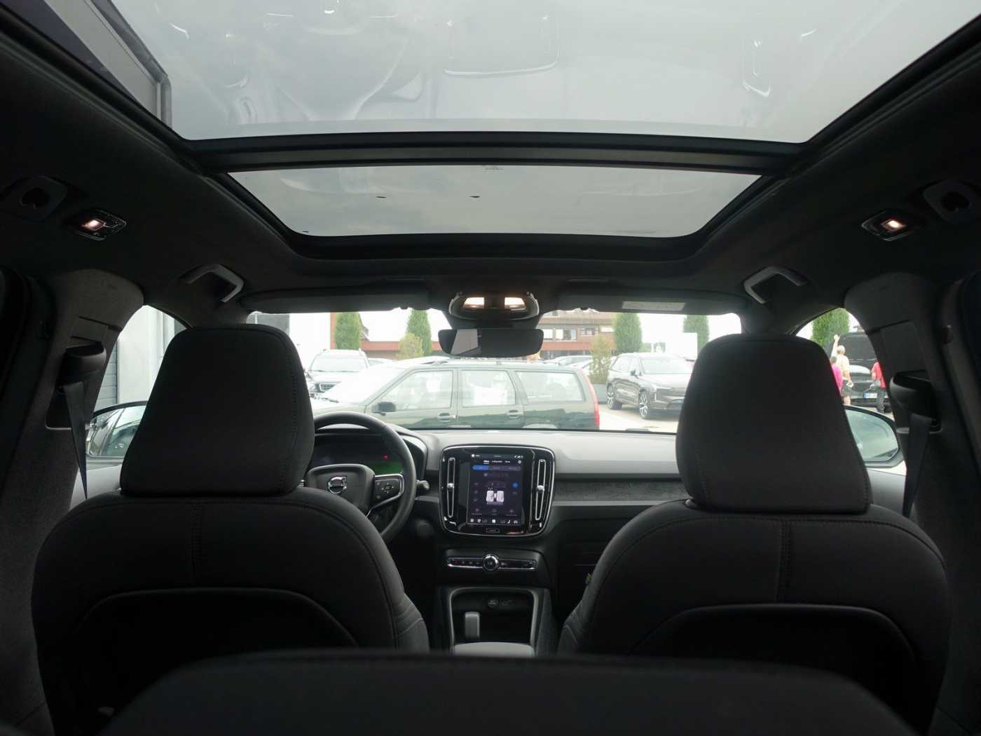 Volvo EX40 – Bild 25