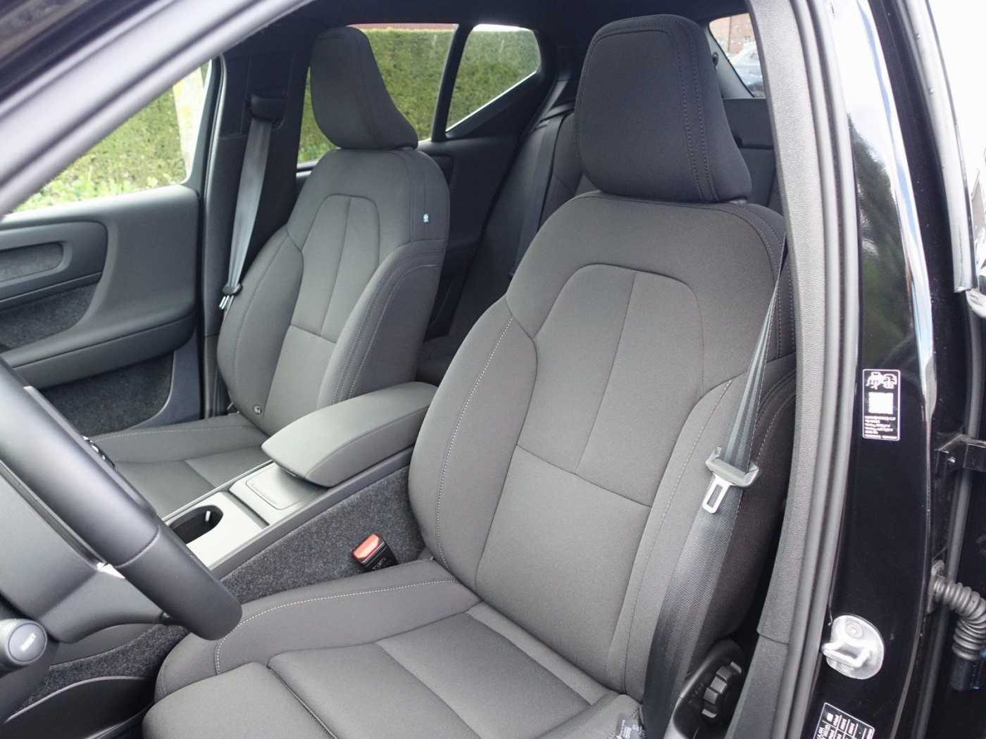 Volvo EX40 – Bild 11