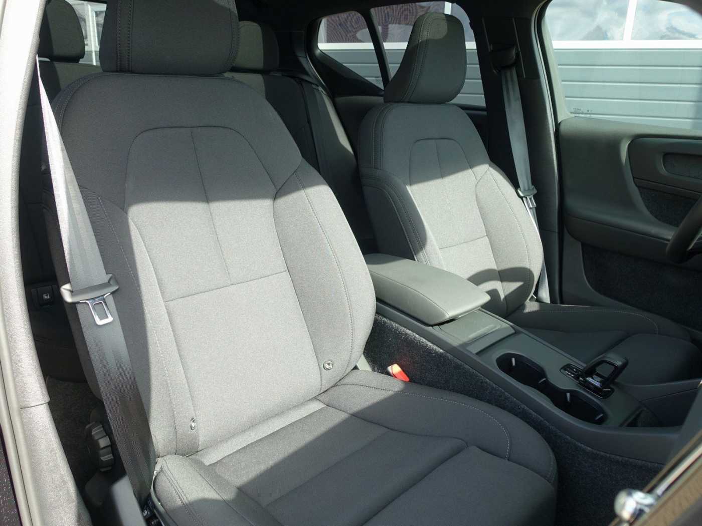 Volvo EX40 – Bild 8