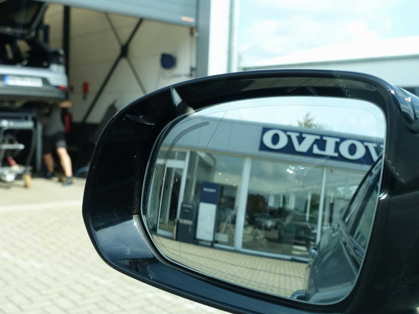 Volvo XC60 – Bild 25