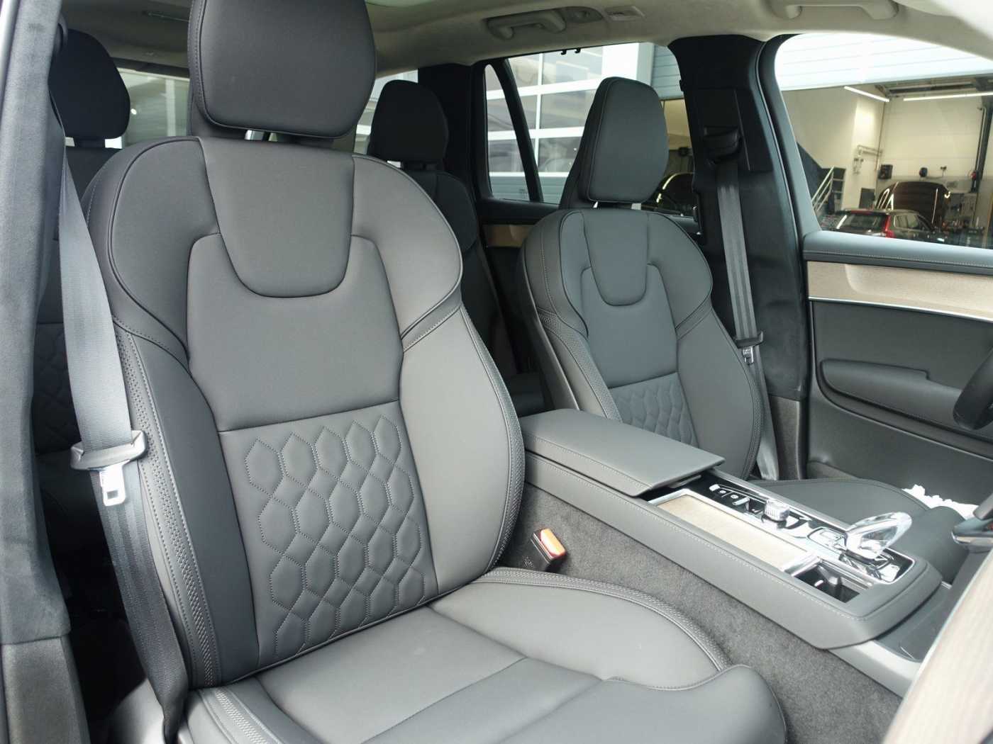 Volvo XC90 – Bild 8
