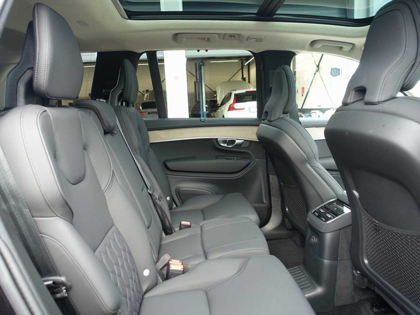 Volvo XC90 – Bild 9