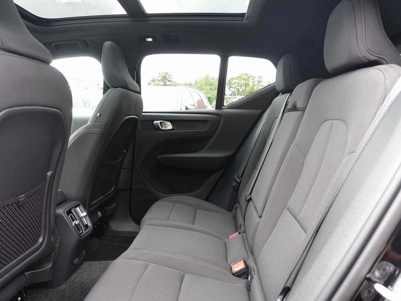 Volvo EX40 – Bild 10