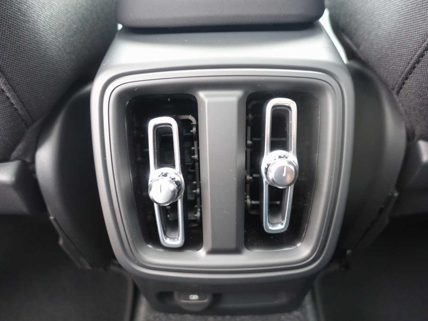 Volvo EX40 – Bild 13