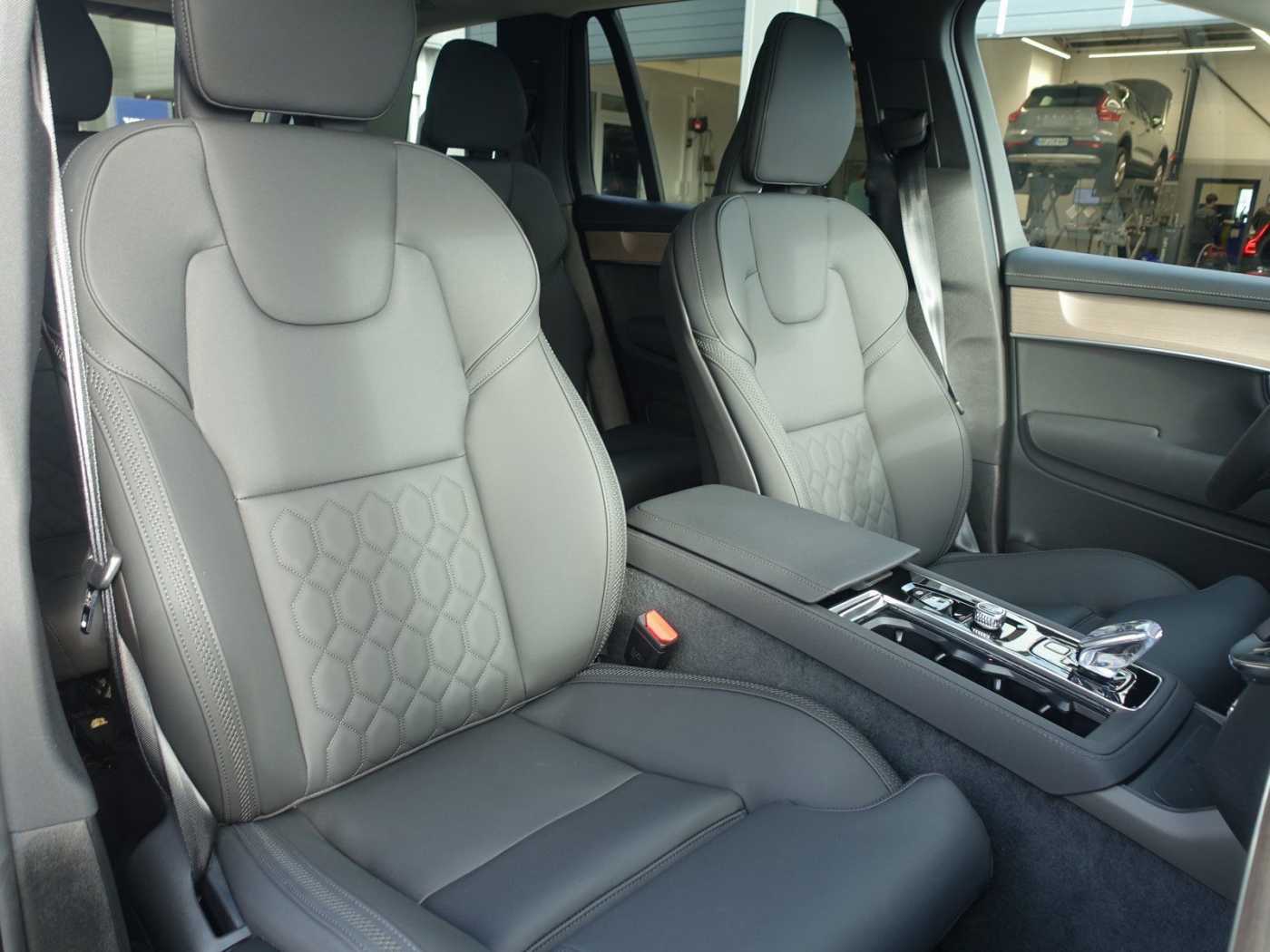 Volvo XC90 – Bild 8