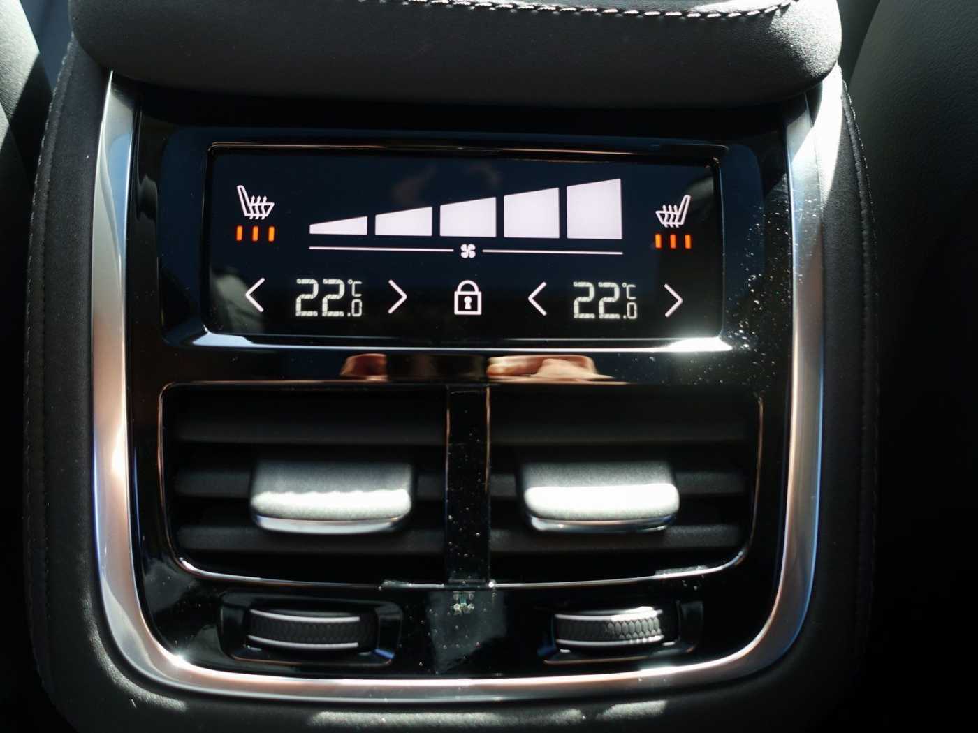 Volvo XC90 – Bild 14