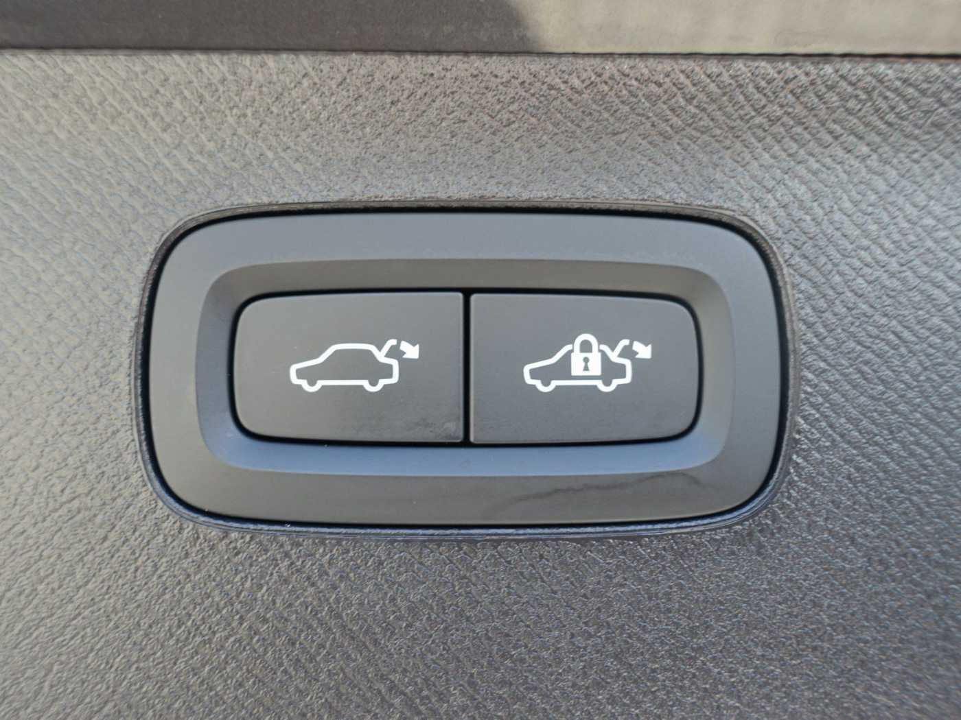 Volvo XC90 – Bild 30