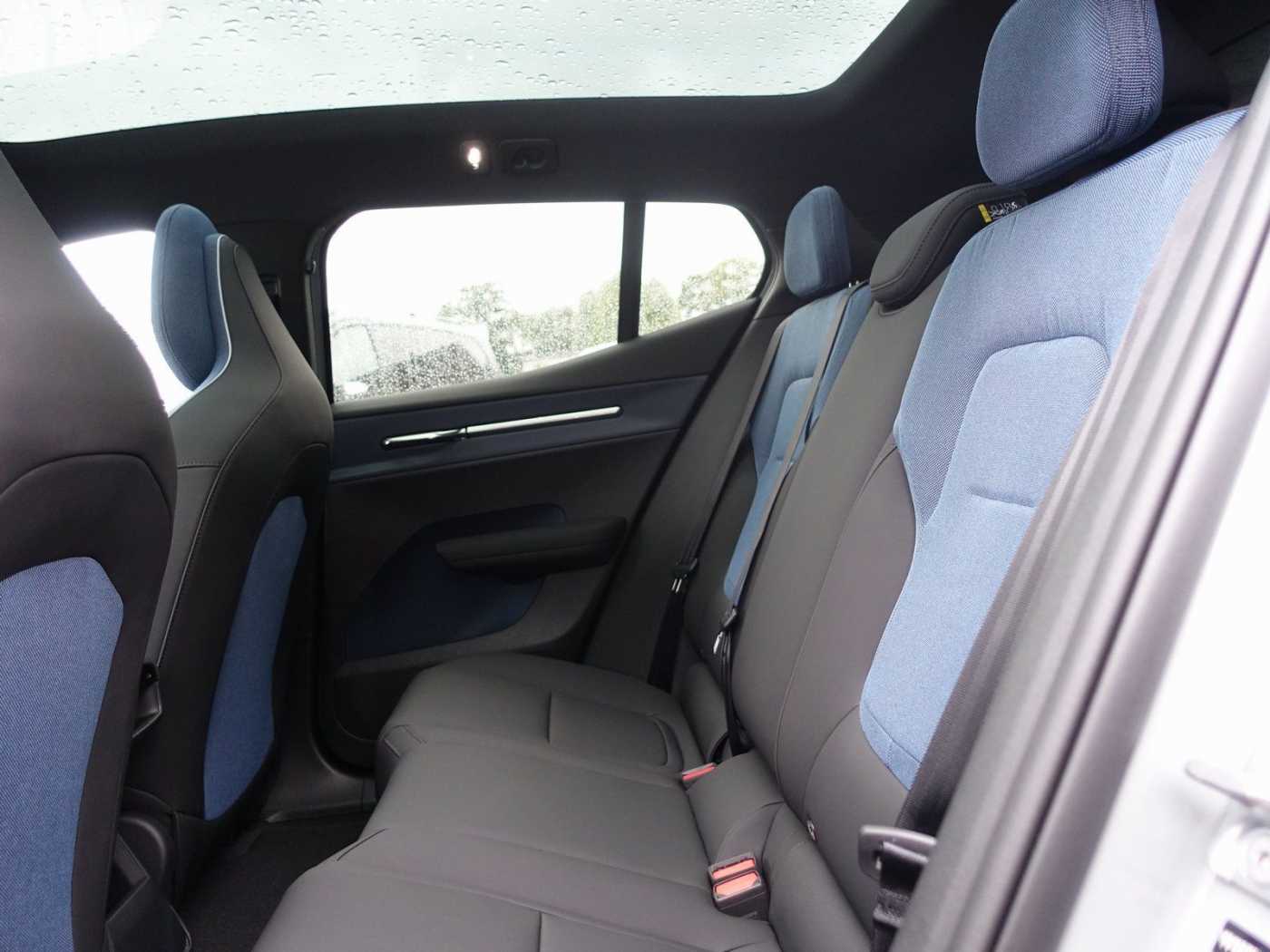 Volvo EX30 – Bild 11