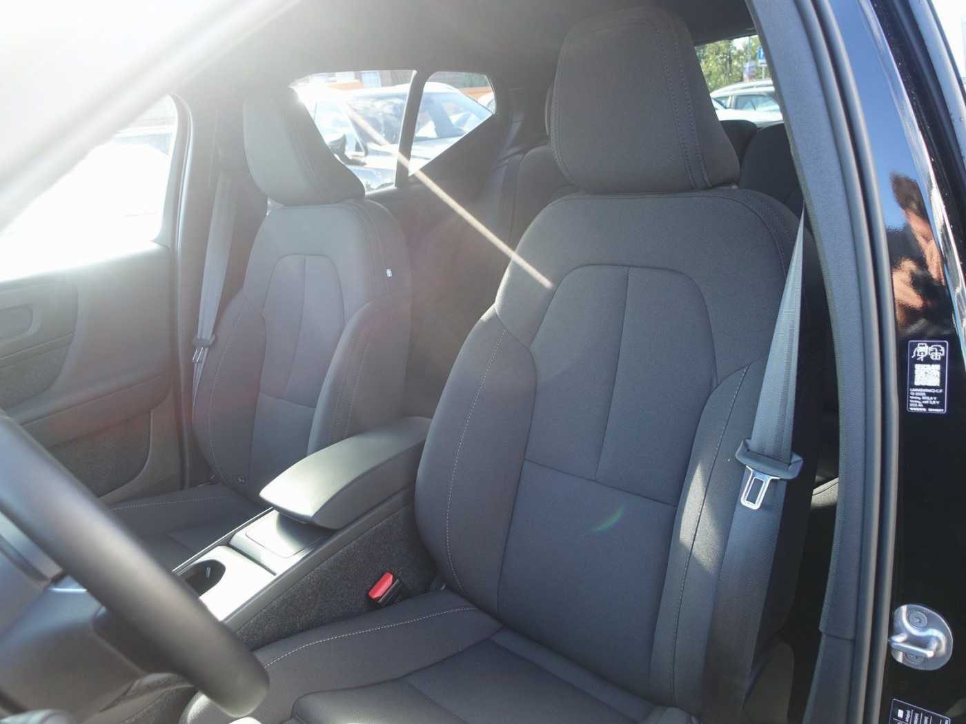 Volvo EX40 – Bild 11