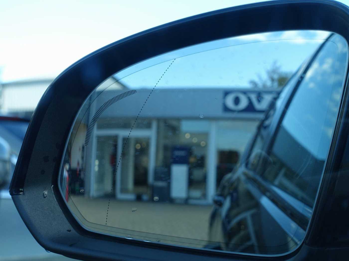 Volvo EX40 – Bild 24