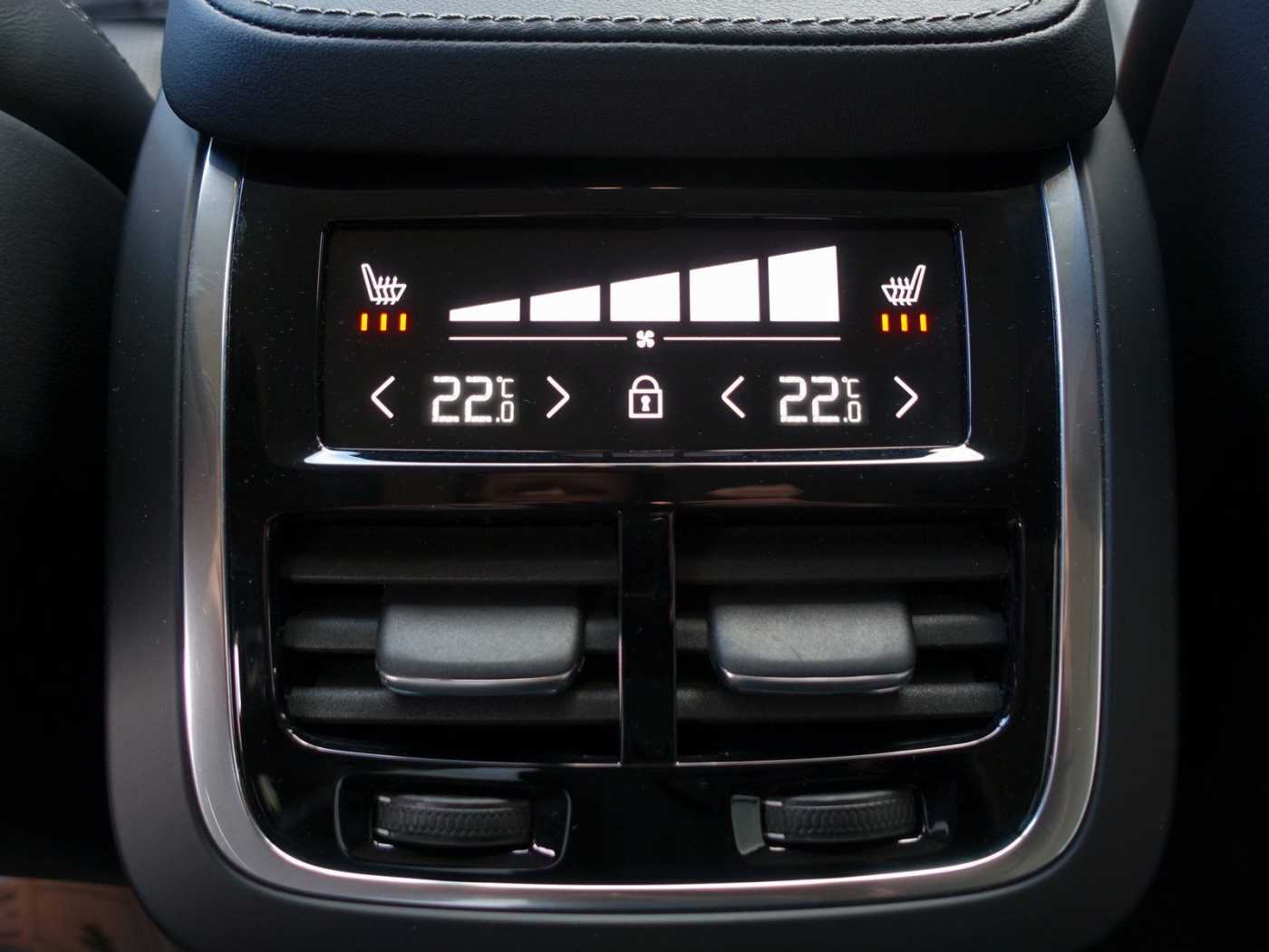 Volvo XC90 – Bild 14