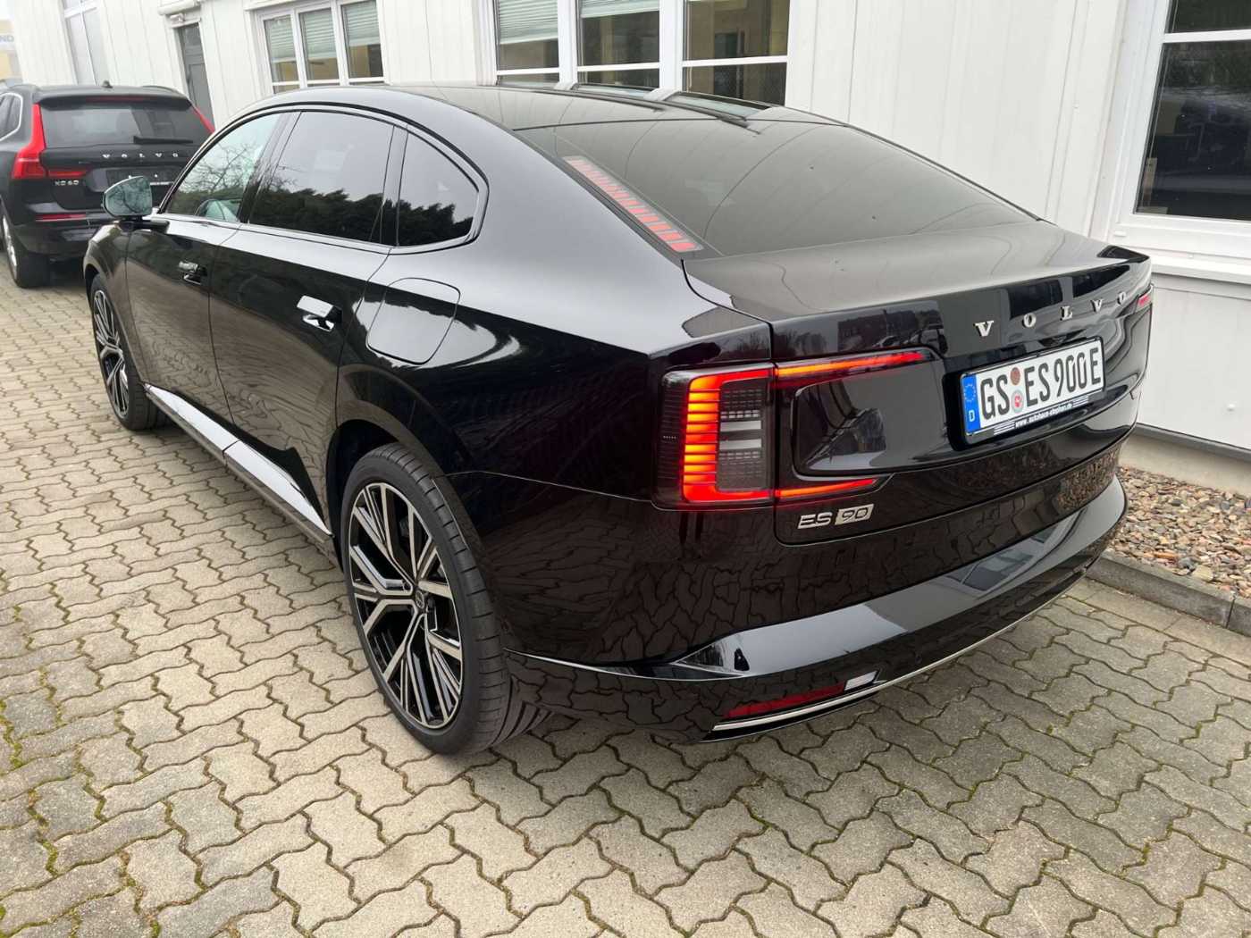 Volvo ES90 – Bild 5