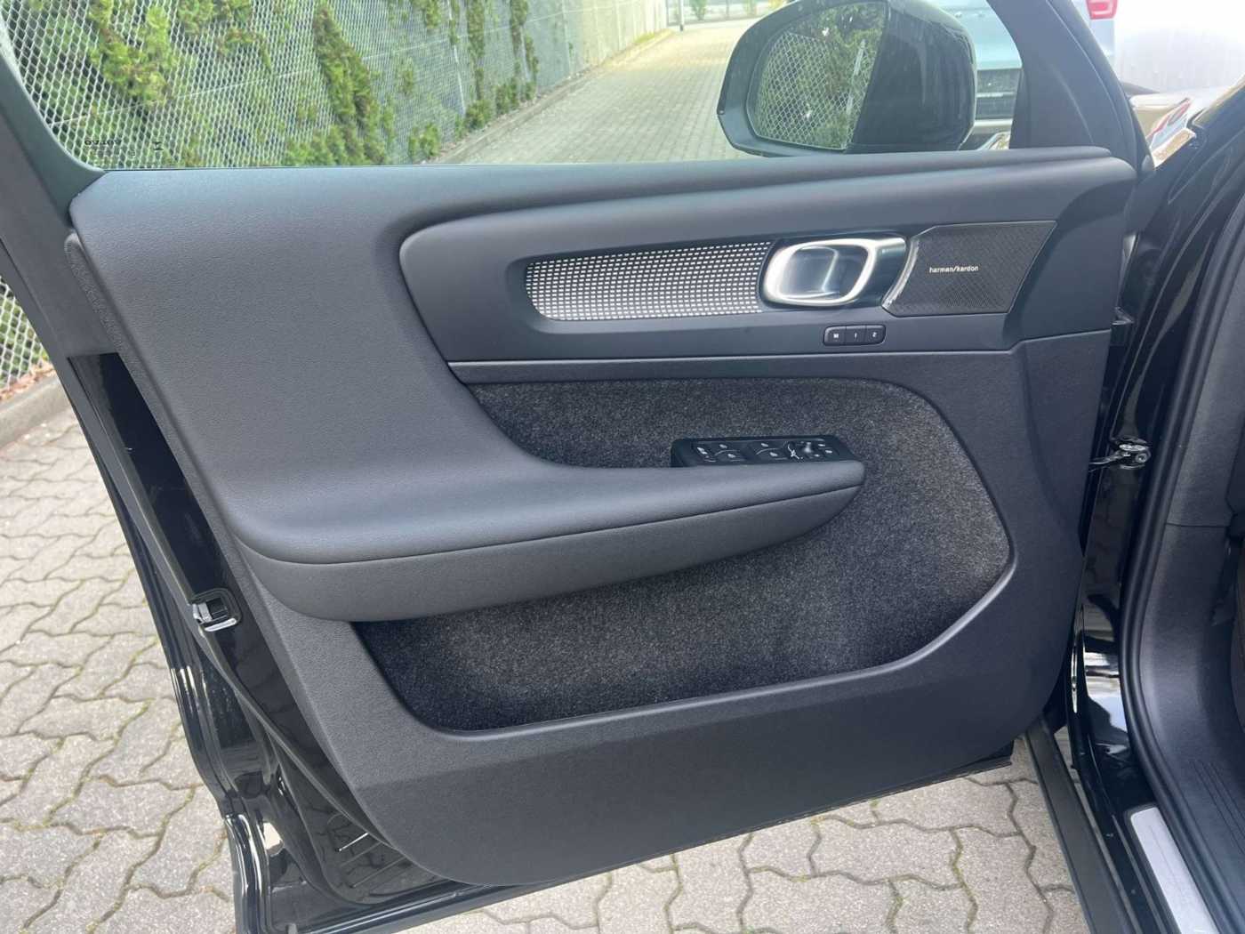Volvo EX40 – Bild 11