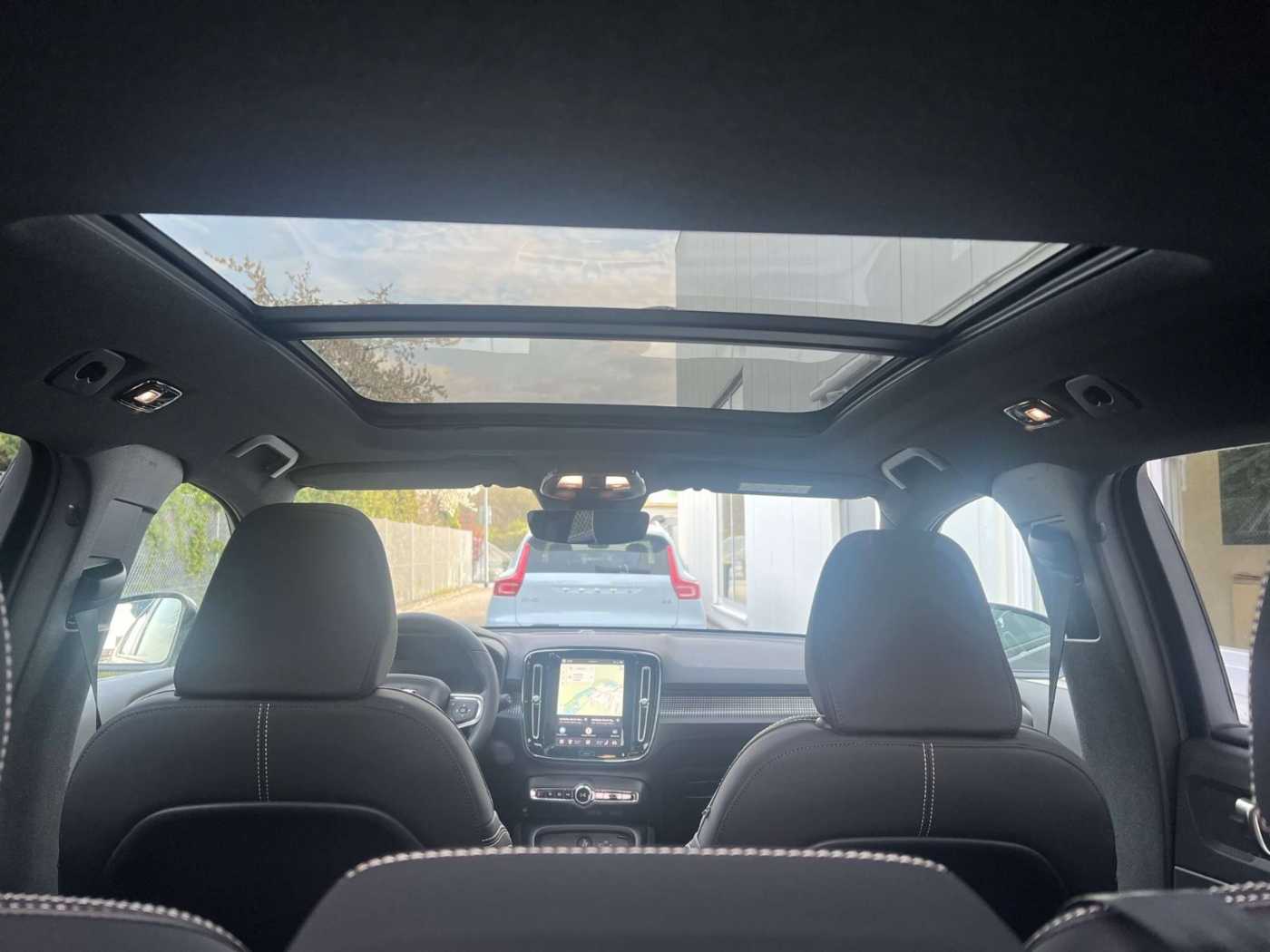 Volvo EX40 – Bild 17