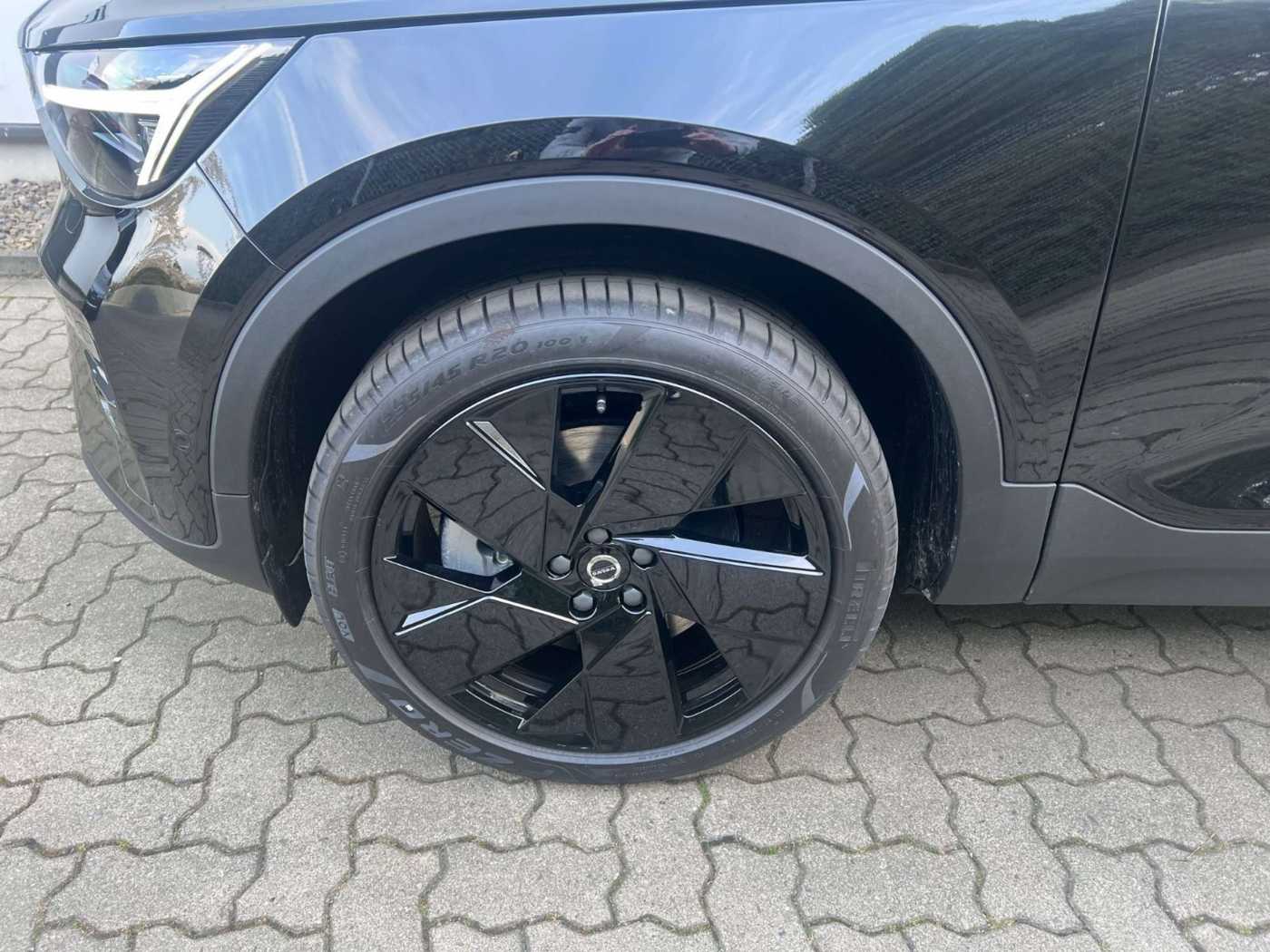 Volvo EX40 – Bild 8