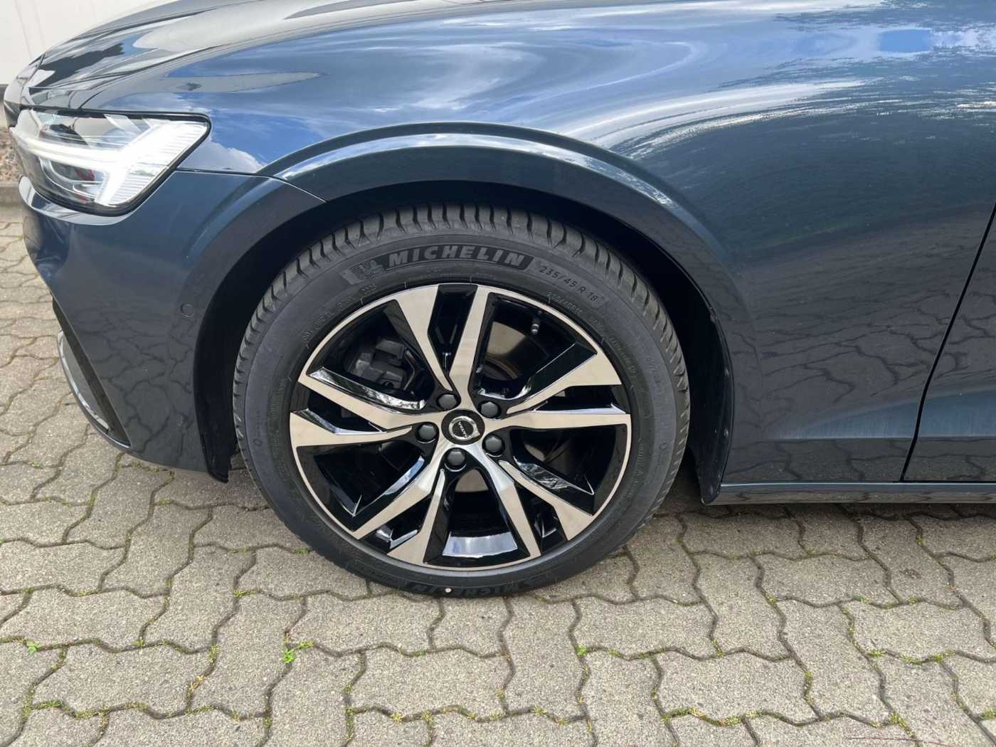 Volvo V60 – Bild 8