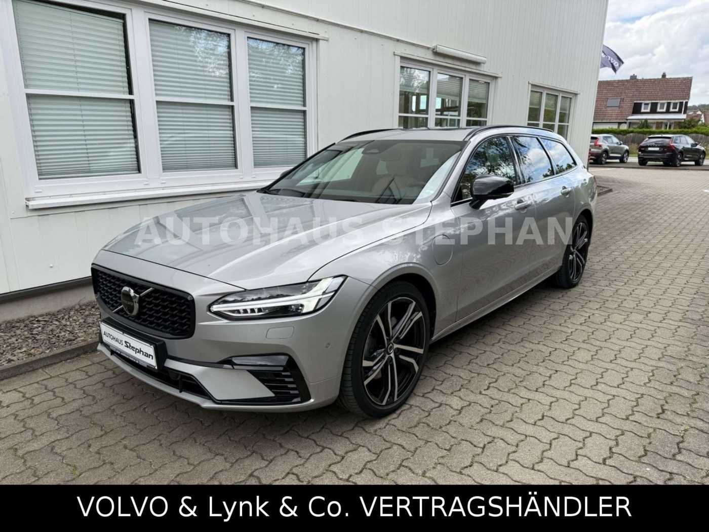 Volvo V90