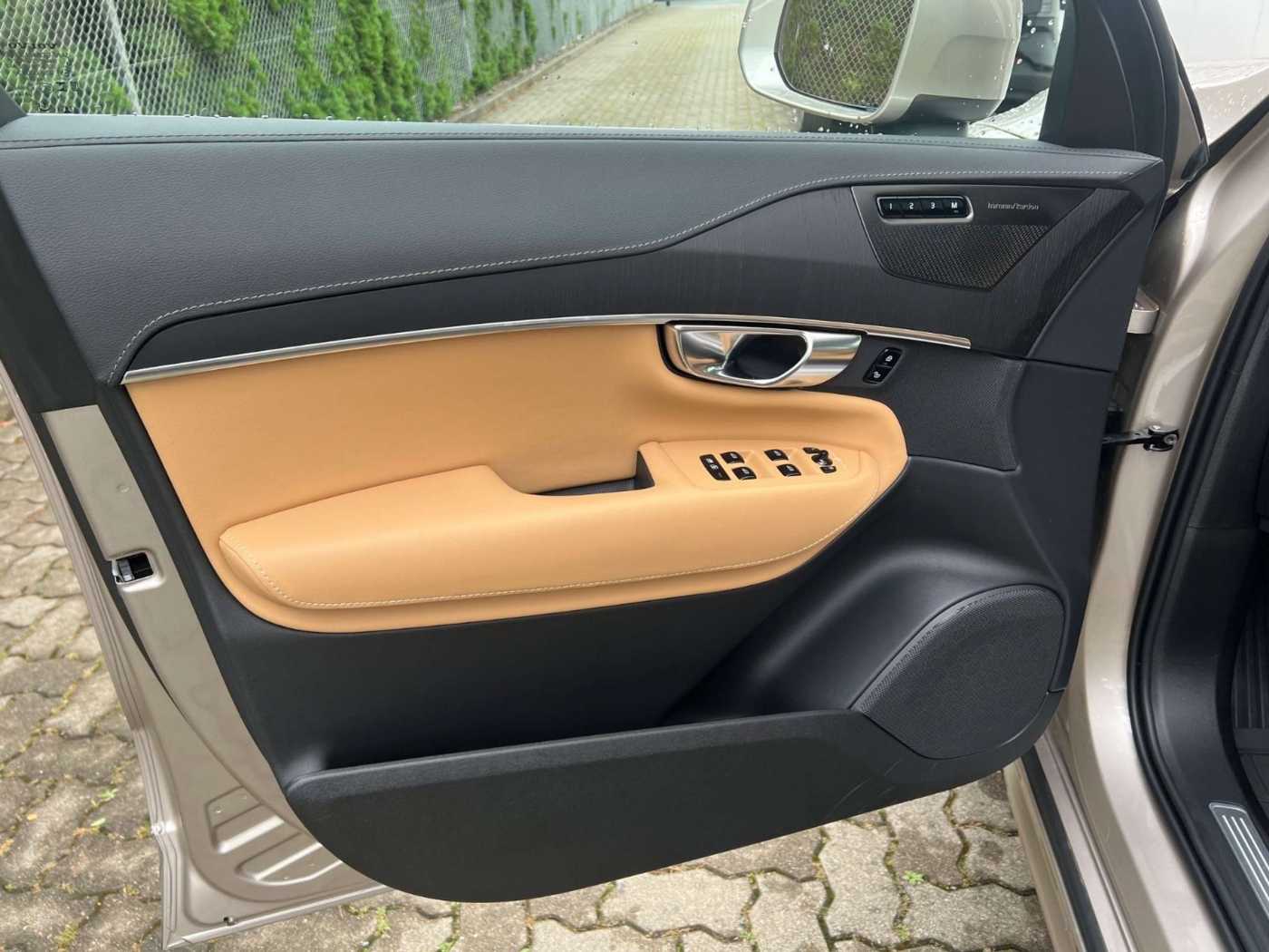 Volvo XC90 – Bild 11