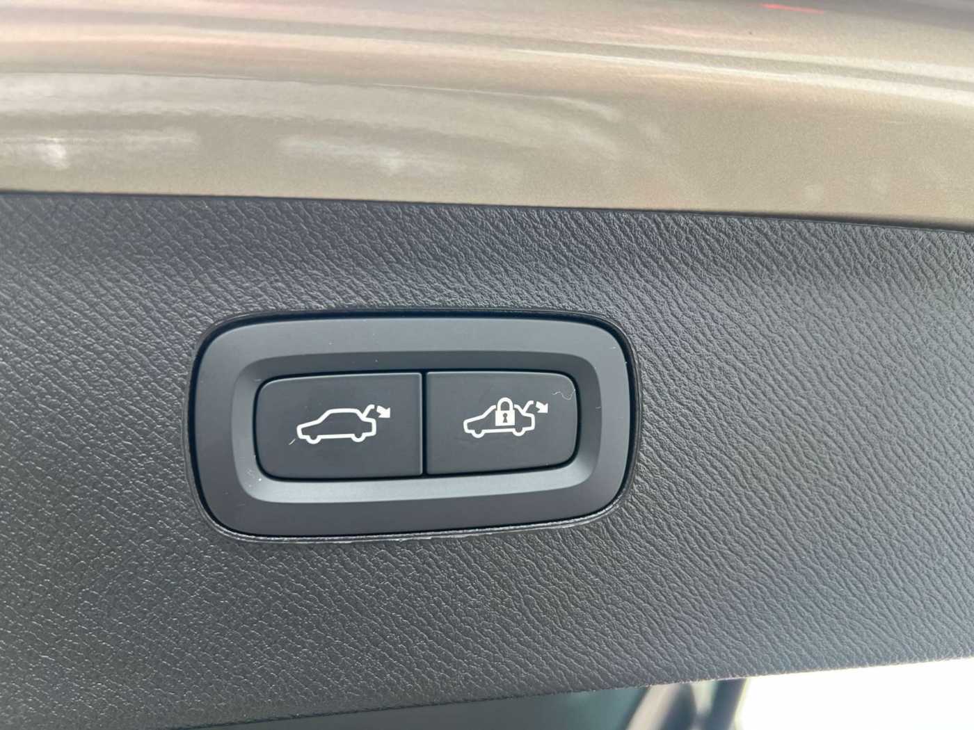 Volvo XC90 – Bild 19