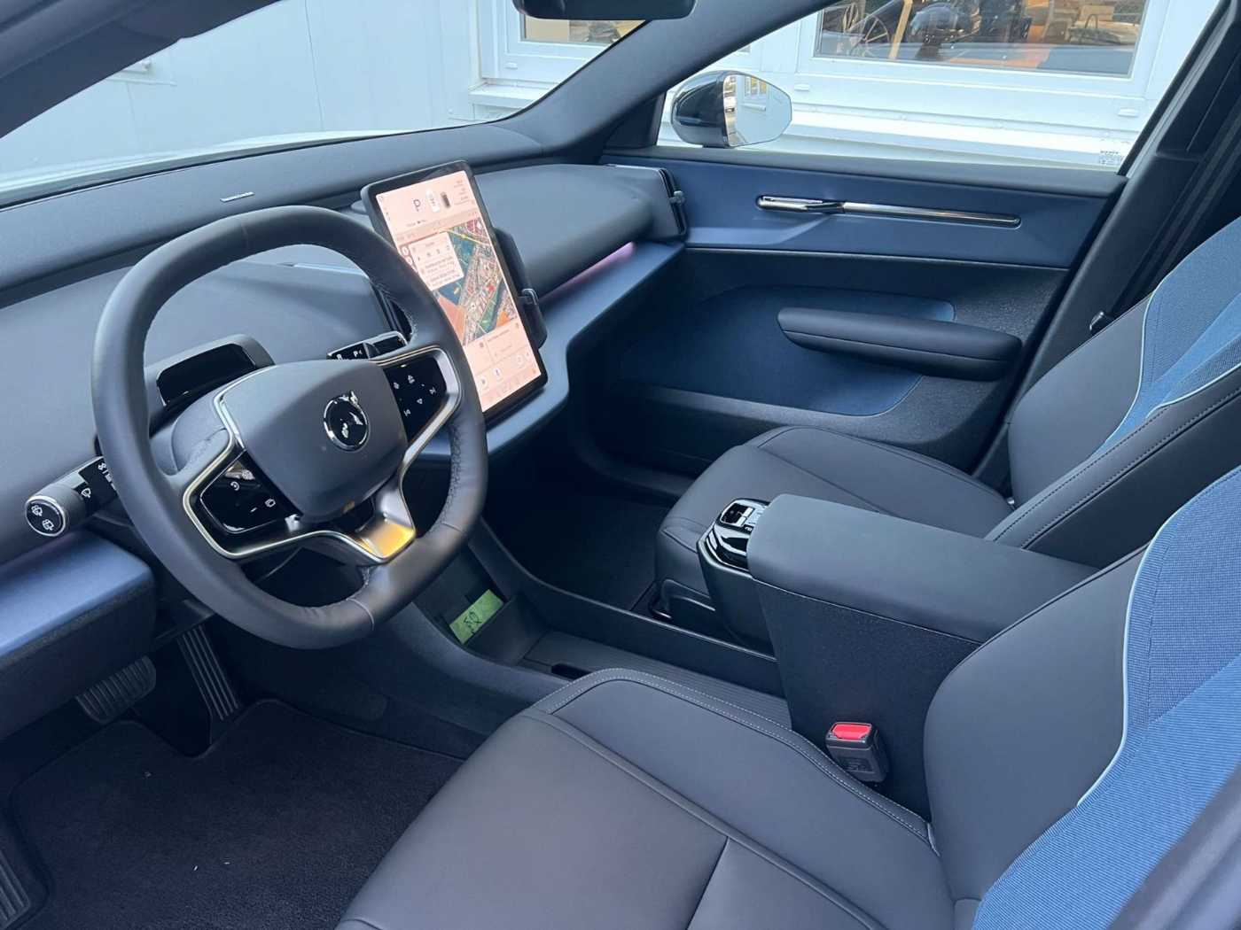 Volvo EX30 – Bild 10