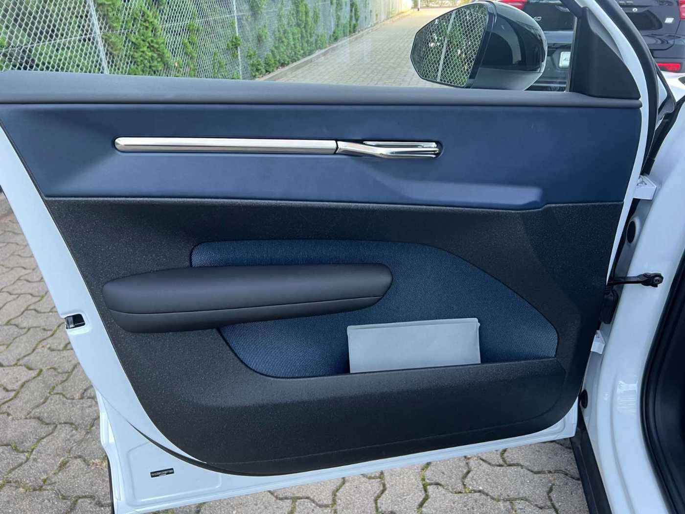 Volvo EX30 – Bild 12