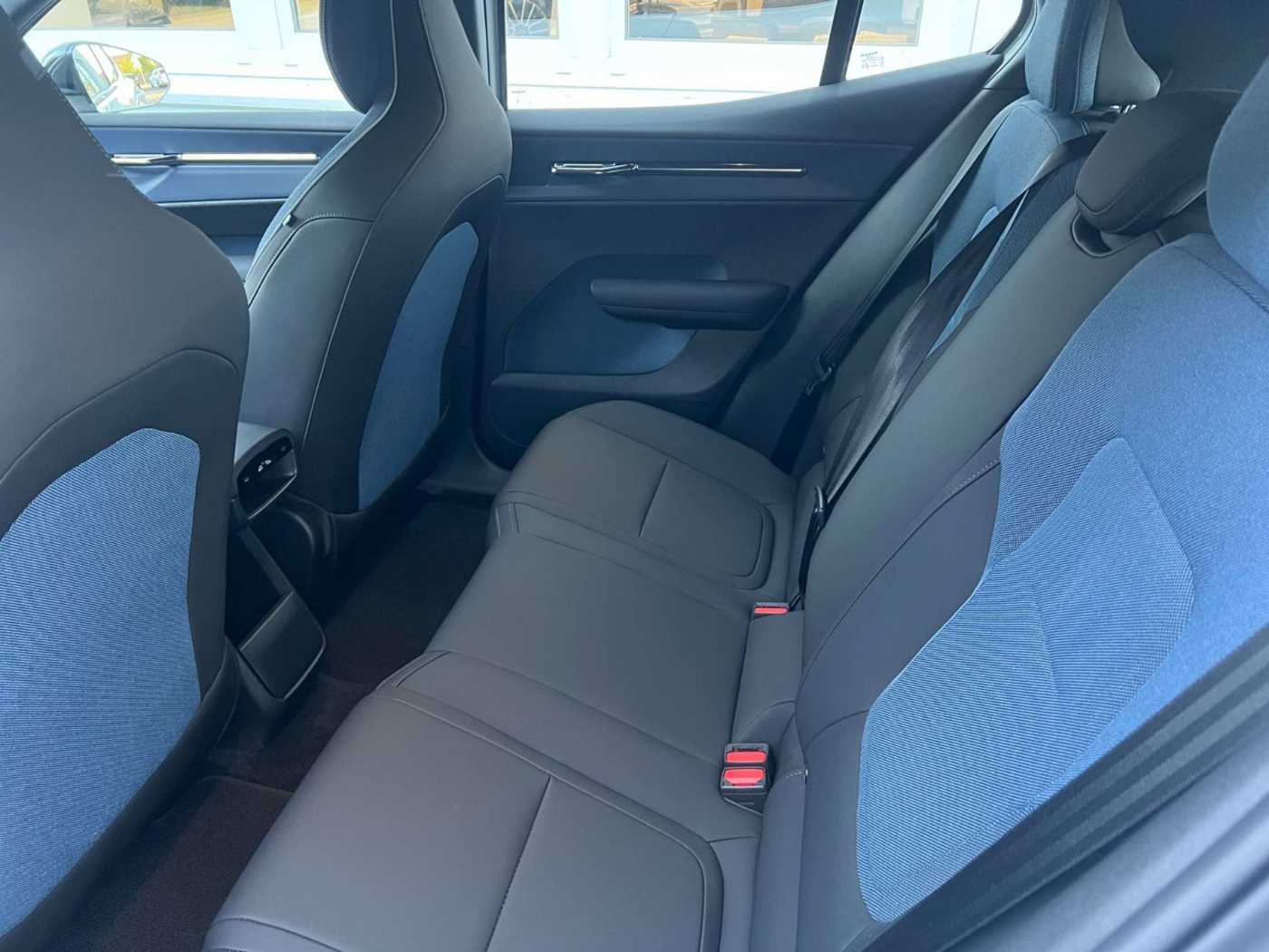Volvo EX30 – Bild 13