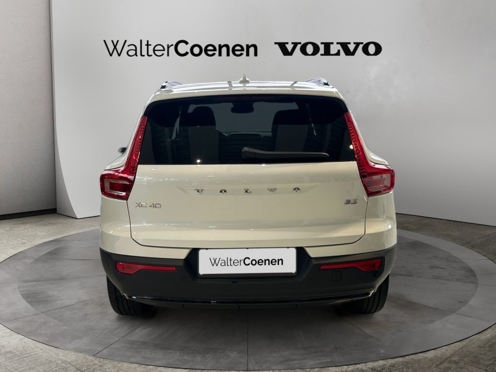 Volvo XC40 – Bild 6