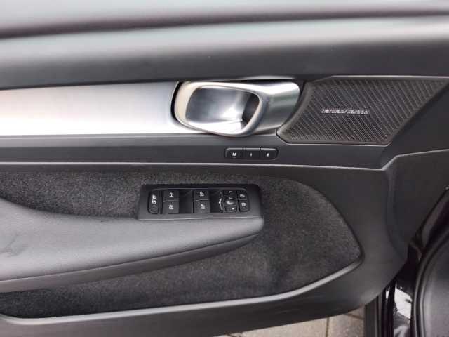 Volvo XC40 – Bild 14