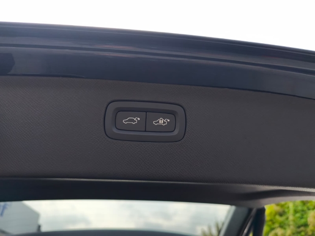 Volvo XC90 – Bild 18
