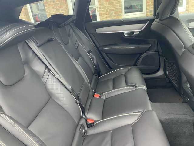 Volvo V90 Cross Country – Bild 13
