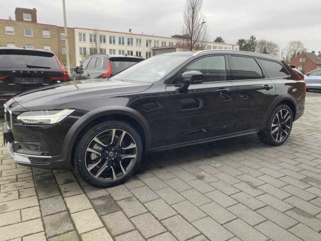 Volvo V90 Cross Country – Bild 4