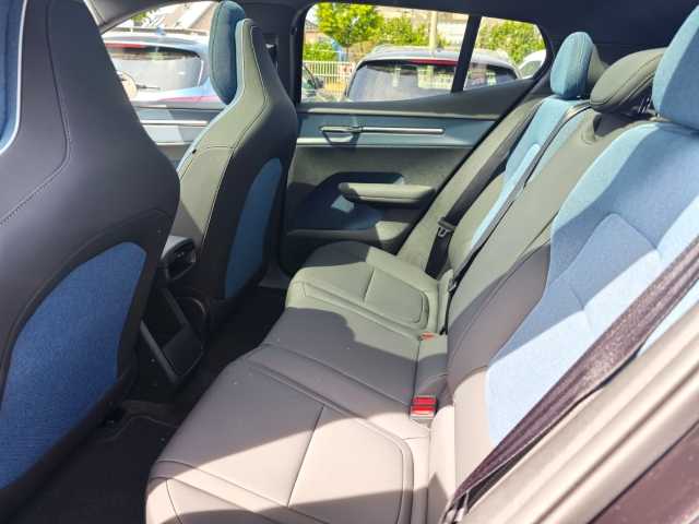 Volvo EX30 – Bild 14