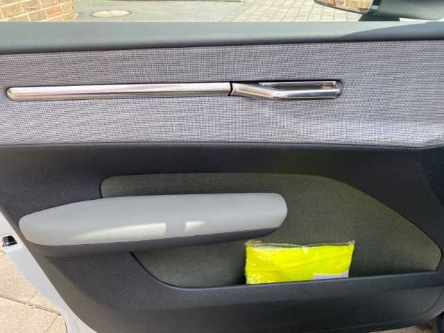 Volvo EX30 – Bild 16
