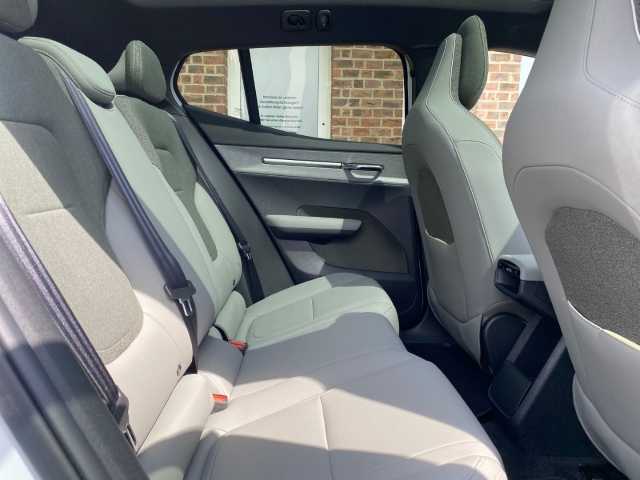 Volvo EX30 – Bild 18