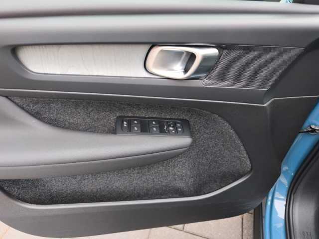 Volvo XC40 – Bild 12