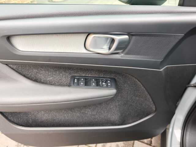 Volvo XC40 – Bild 12