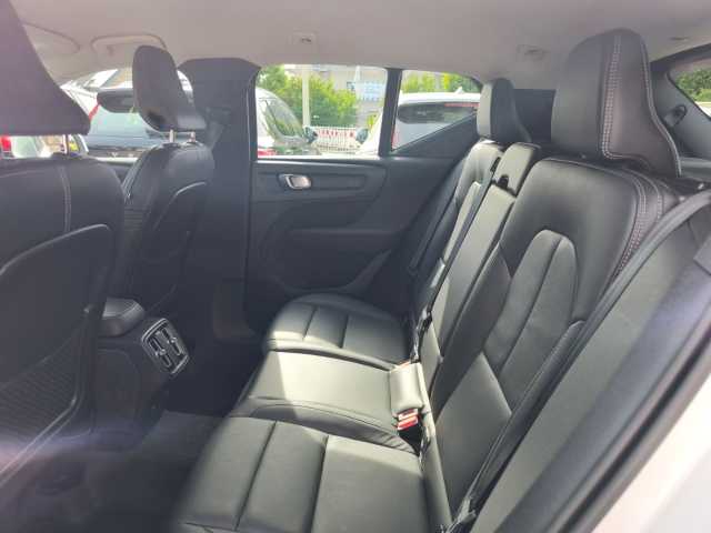 Volvo XC40 – Bild 14
