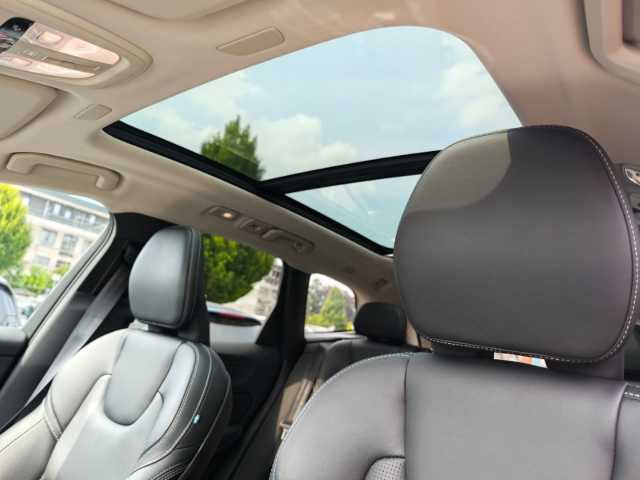 Volvo XC60 – Bild 14