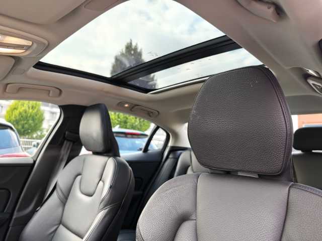 Volvo S60 – Bild 14