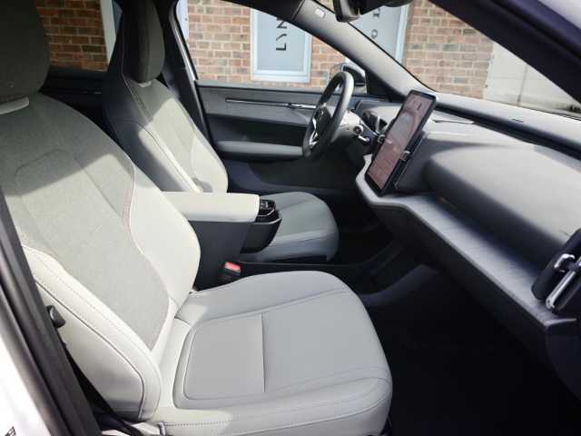 Volvo EX30 – Bild 21