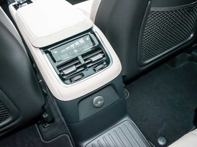 Volvo XC90 – Bild 17