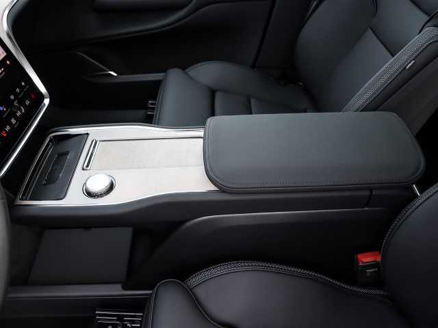 Volvo EX90 – Bild 12