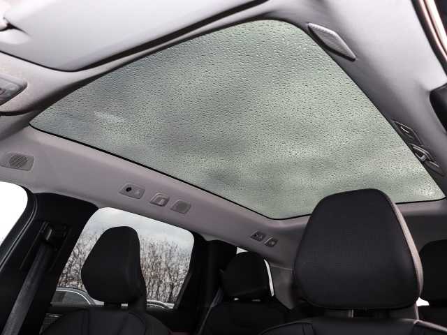 Volvo EX90 – Bild 13